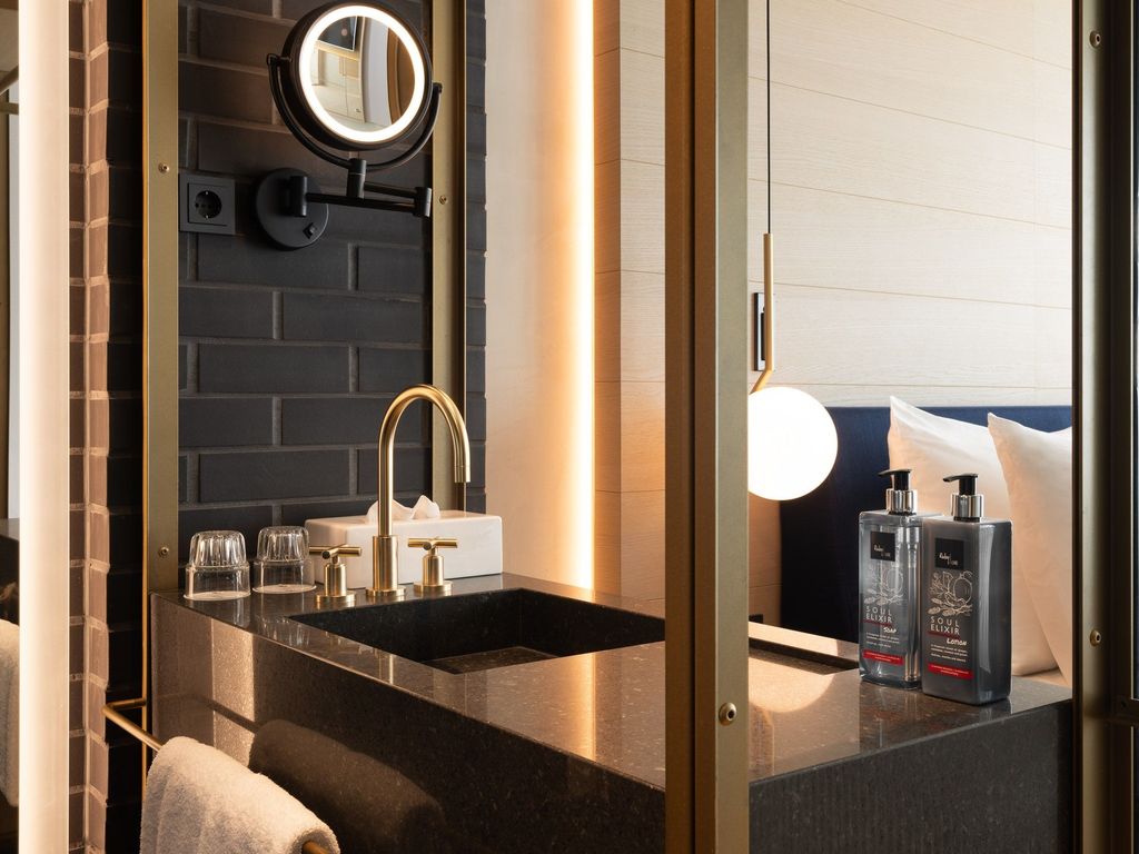 Ruby EMMA HOTEL AMSTERDAM by IHG