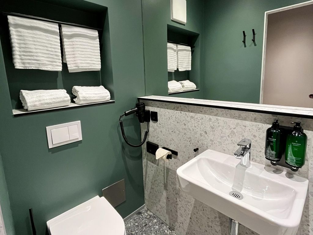 Green Nights Hotel
