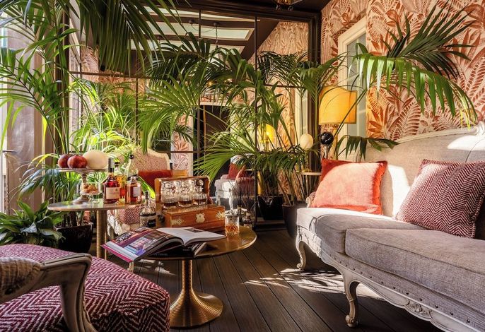 HT6 Boutique Hotel