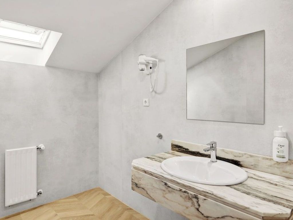 B&B HOTEL Gijón Centro Begoña