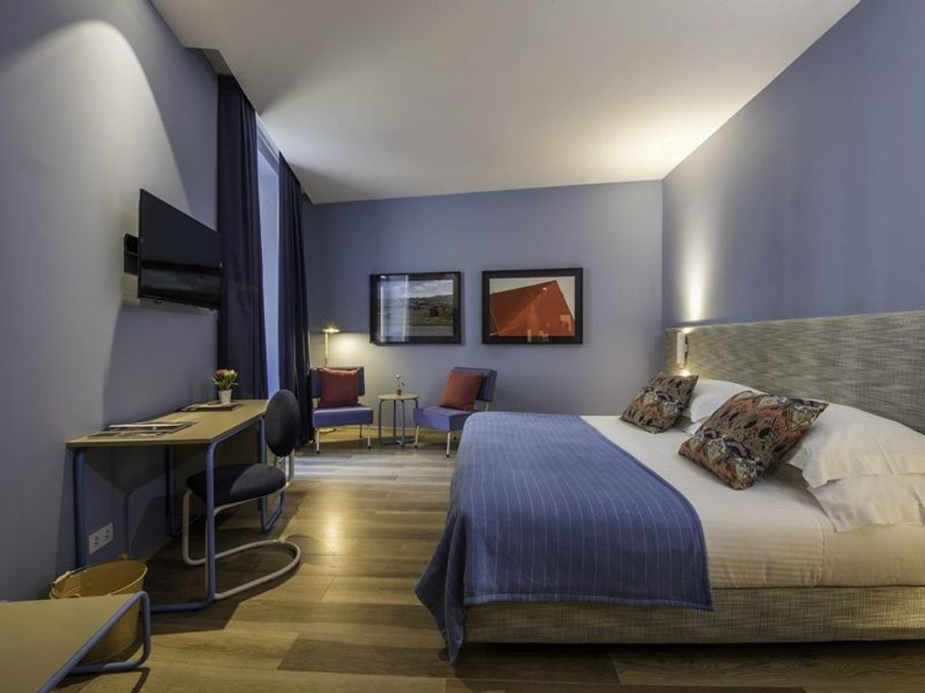 THE EDITORY HOUSE RIBEIRA HOTEL