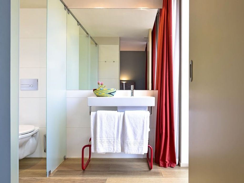 THE EDITORY HOUSE RIBEIRA HOTEL