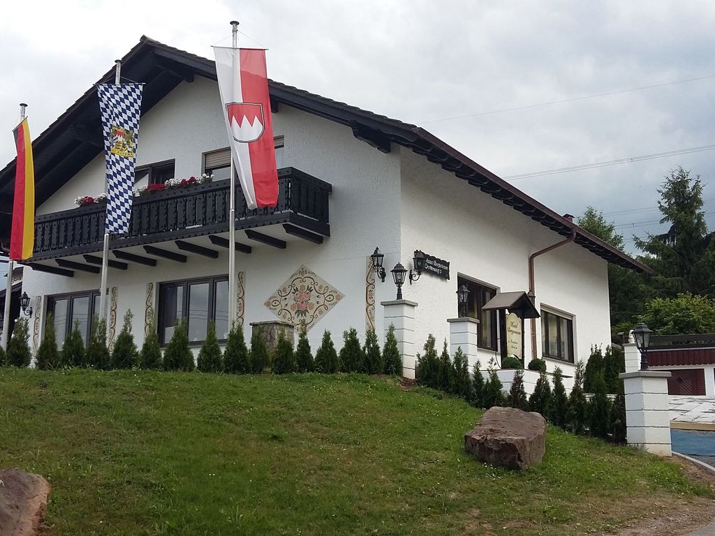 Hotel Spessarttor & Hotel Bergwiesen - Zimmer mit Balkon