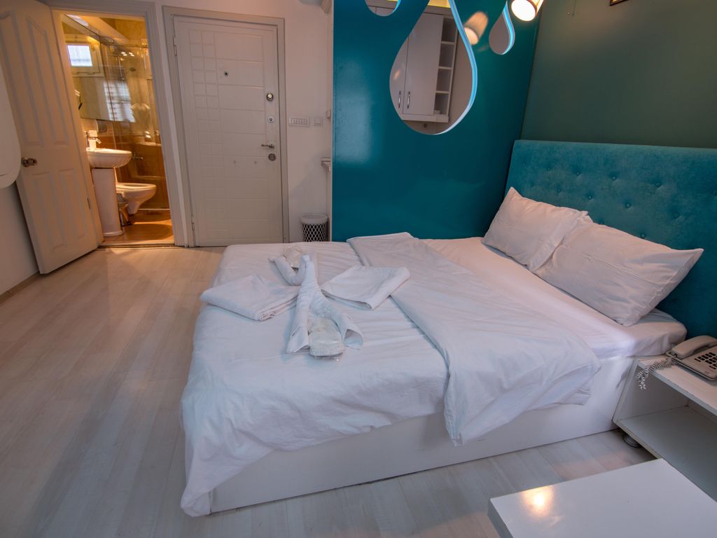 ELEMENT SUITES