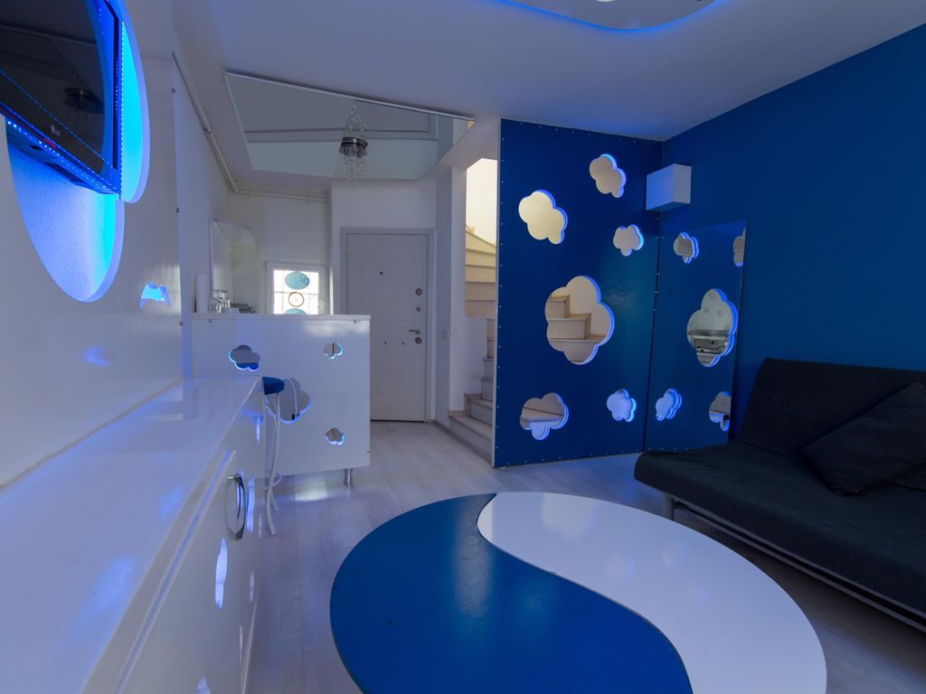 ELEMENT SUITES
