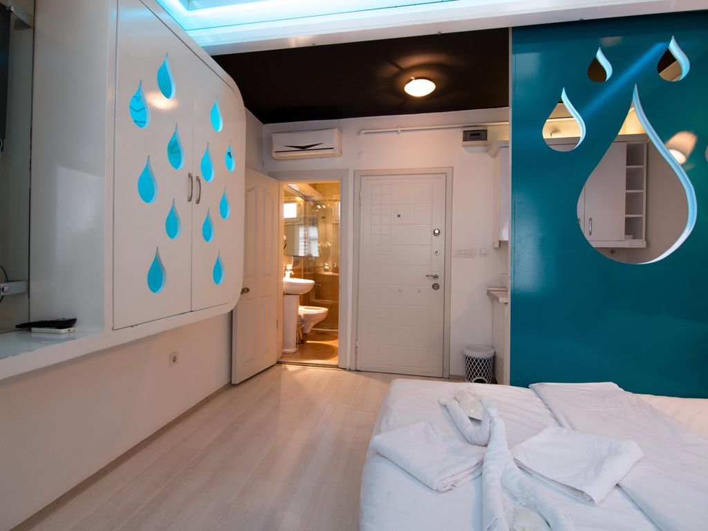 ELEMENT SUITES