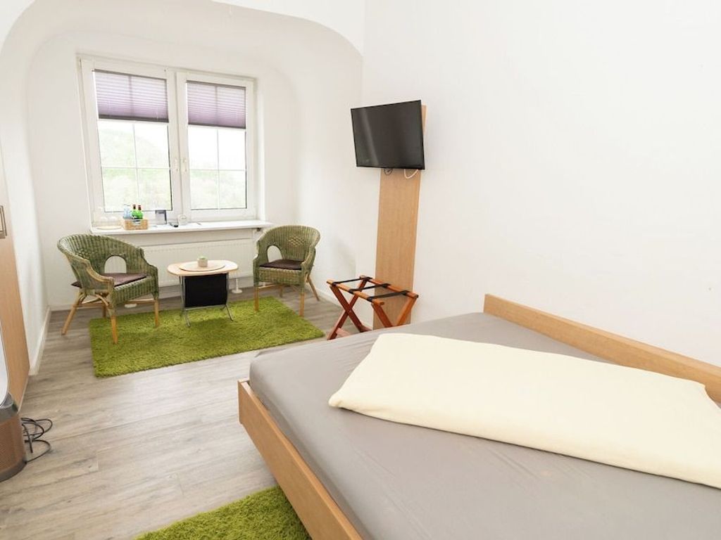 Hotel Garni & Events BURG WALDENSTEIN