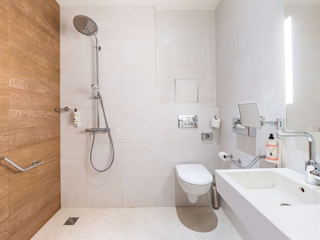 Best Western Plus 61 Paris Nation Hotel