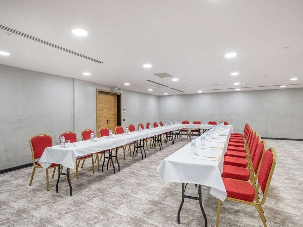 The S Ascend Hotel Collection