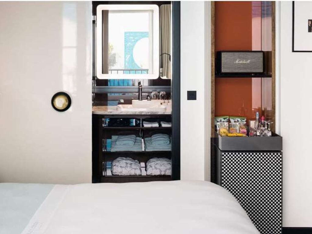 HOTEL LES BAINS