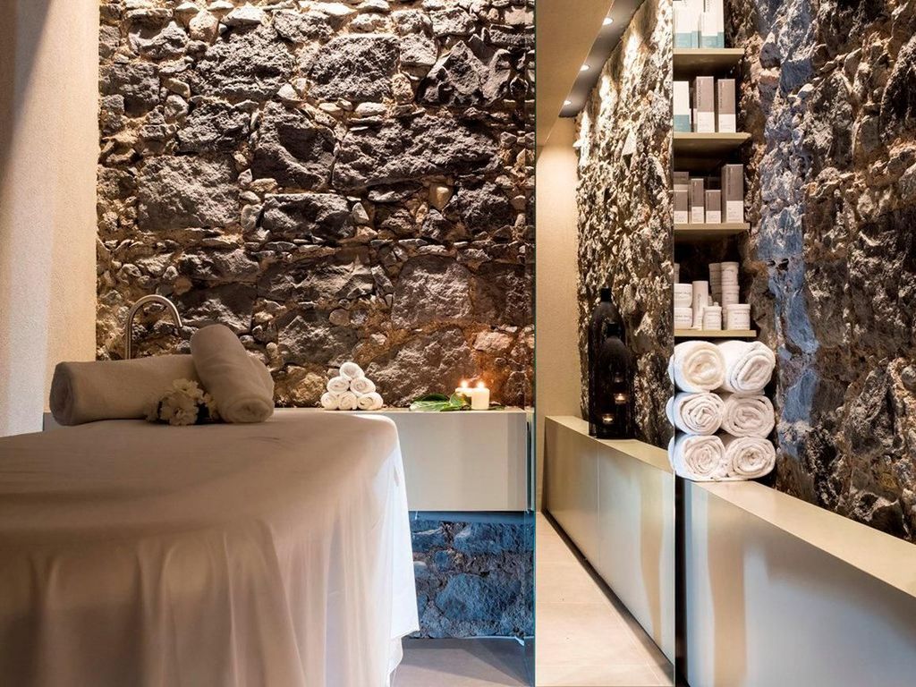 Zash Country Boutique Hotel