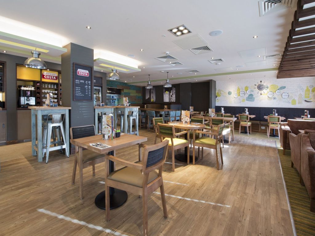 Premier Inn Honiton