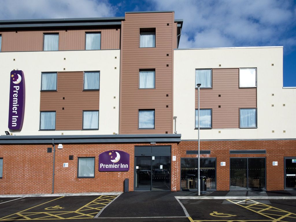 Premier Inn Honiton