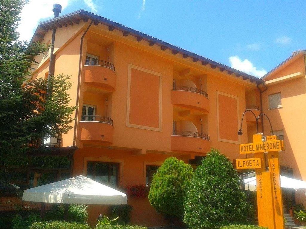 HOTEL MONTENERONE - APECCHIO