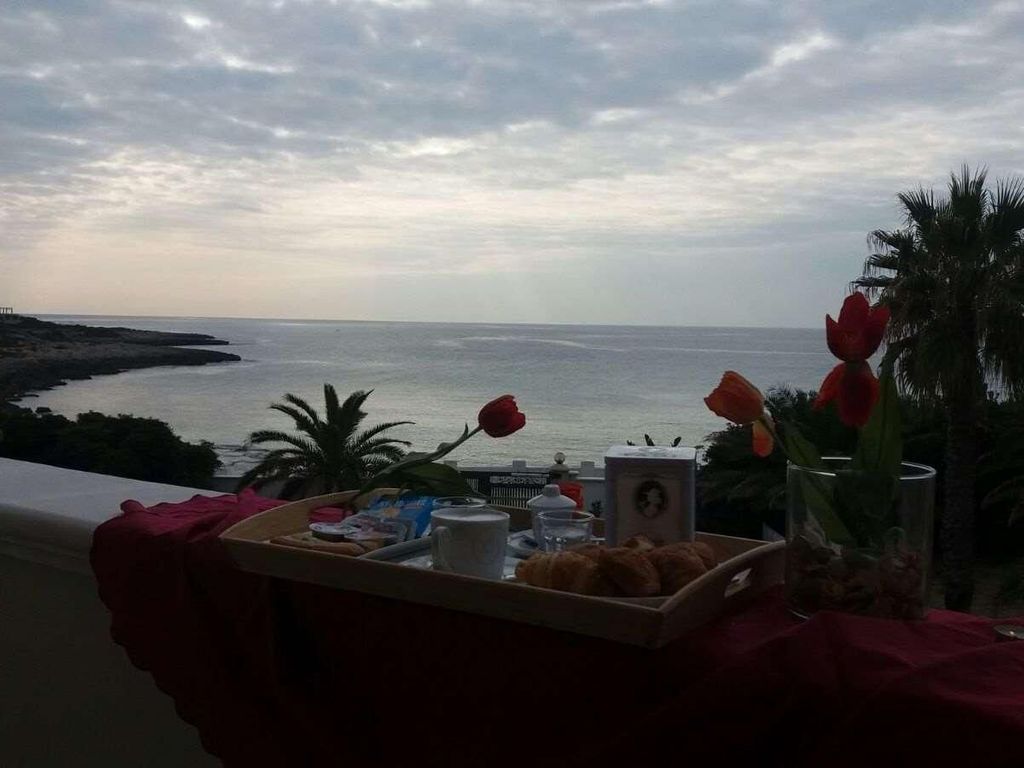BLUE BAY TARANTO