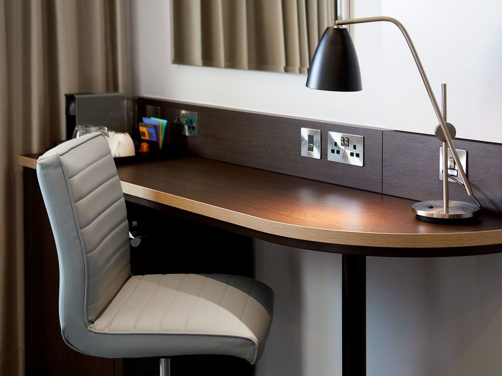 Premier Inn Bristol Cc (Lewins Mead)