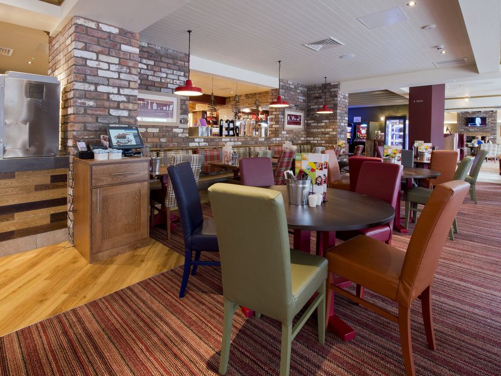 Premier Inn Bristol Cc (Lewins Mead)