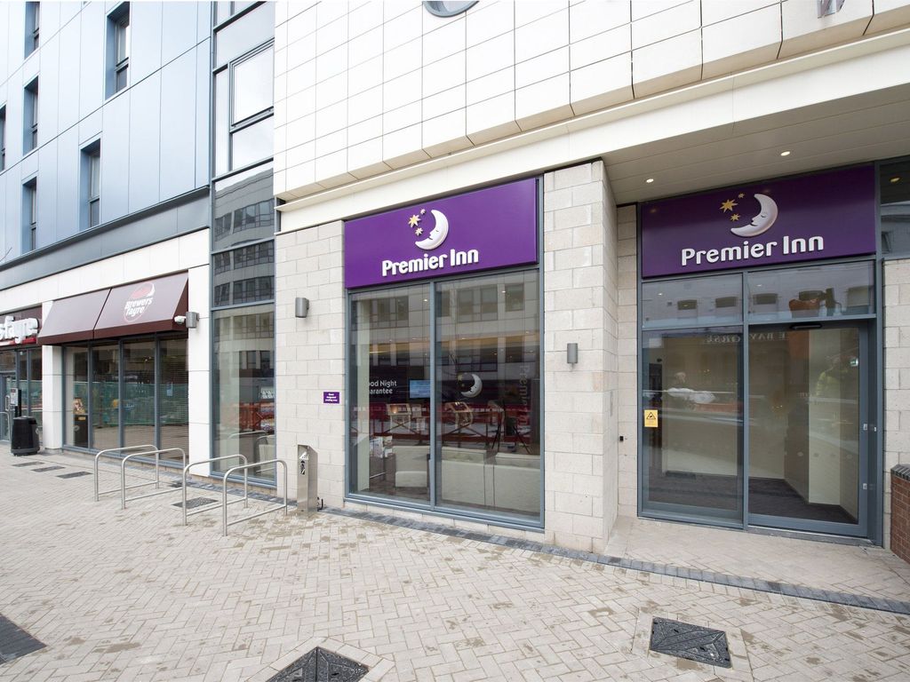 Premier Inn Bristol Cc (Lewins Mead)
