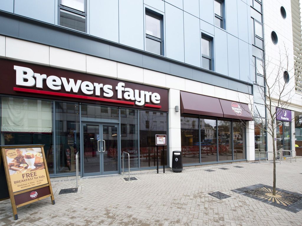 Premier Inn Bristol Cc (Lewins Mead)