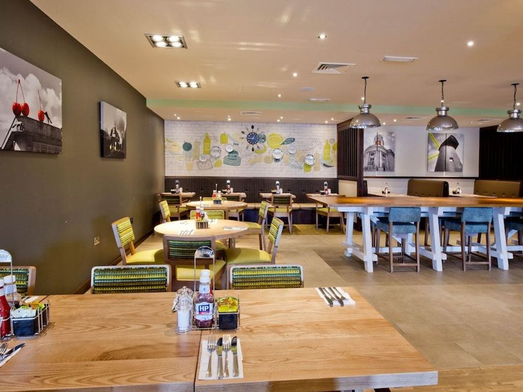 Premier Inn London Brixton