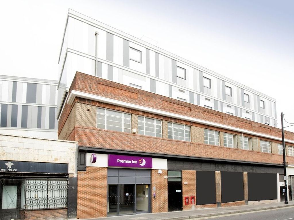 Premier Inn London Brixton