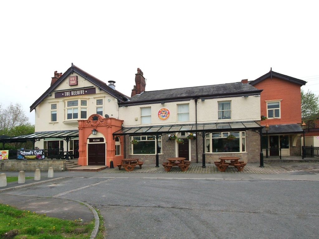 Premier Inn Bolton West