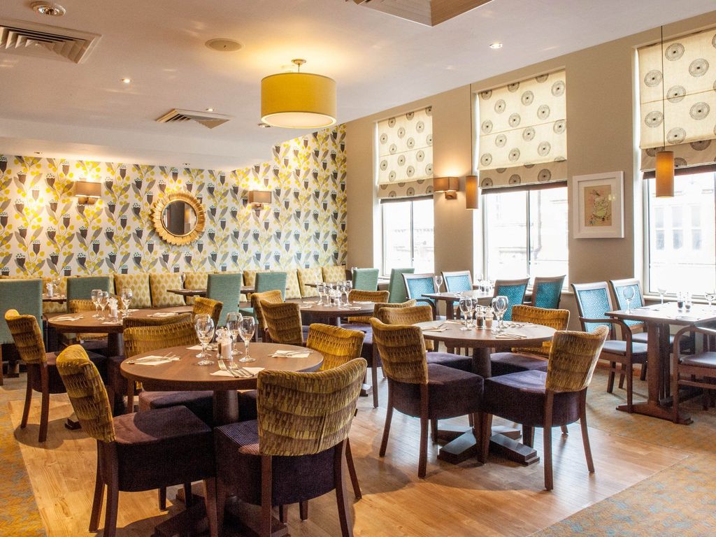 Premier Inn Swansea City Centre