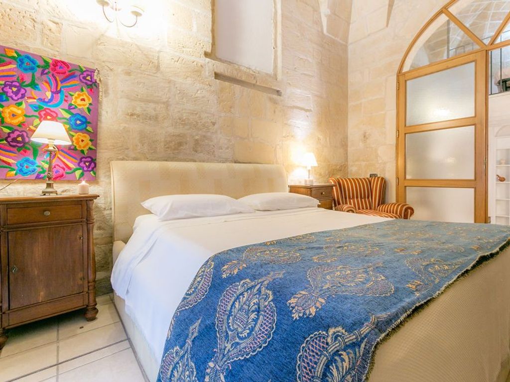Chiesa Greca B&B Suites