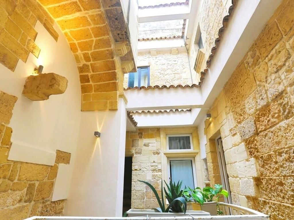 Chiesa Greca B&B Suites