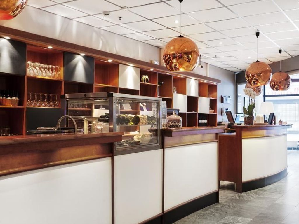 First Hotel Orebro