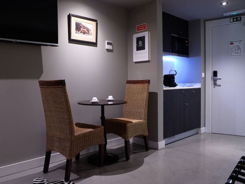 Dalma Old Town Suites