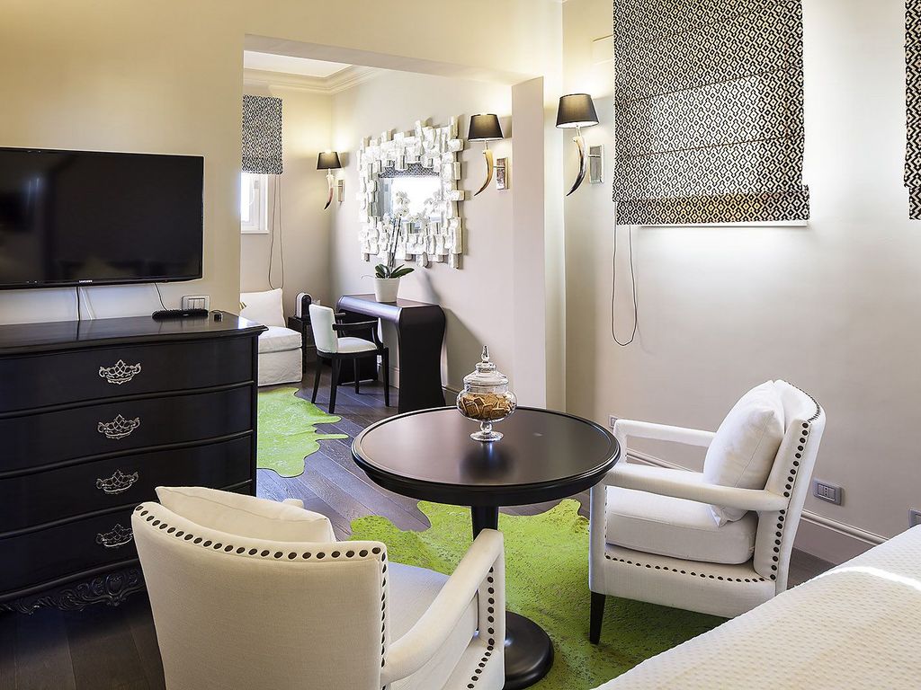 Pepoli9 Design Suites  in Rome
