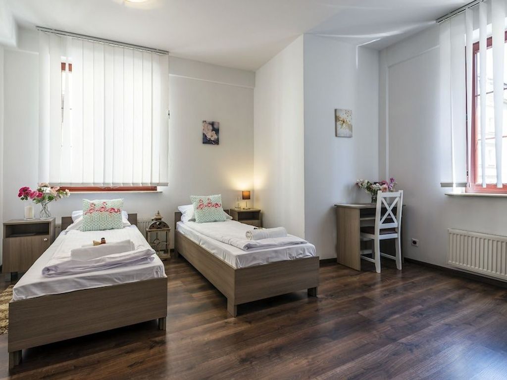 Galeria Italiana Apartments