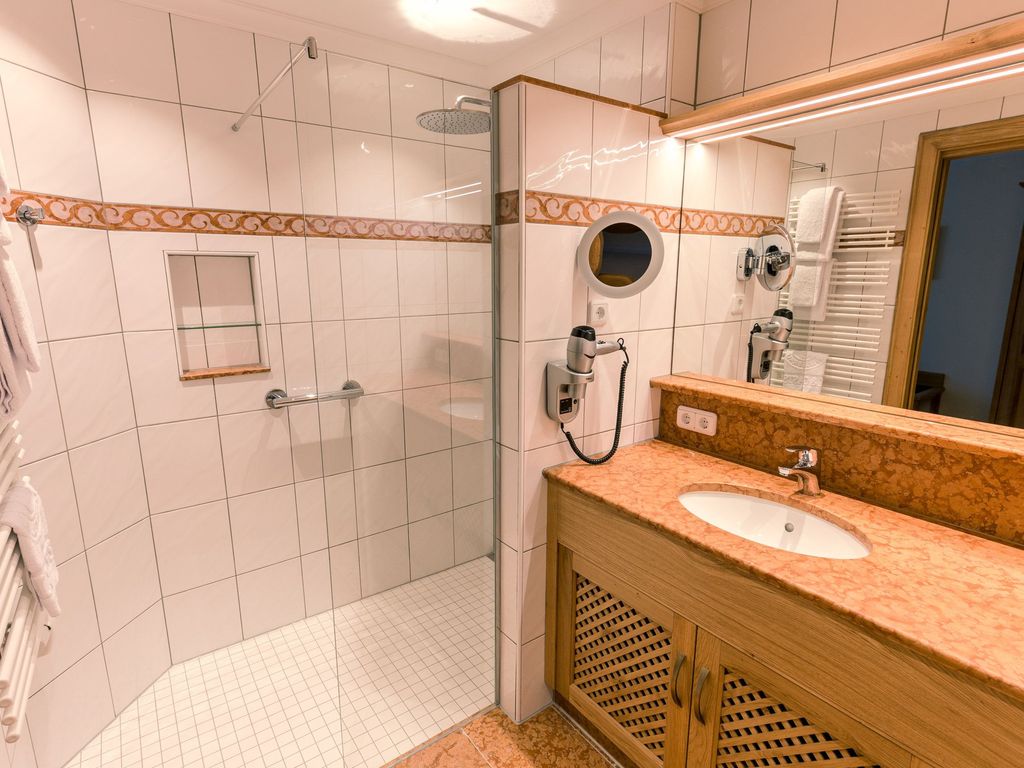 Hotel & Gaststätte zum Erdinger Weißbräu