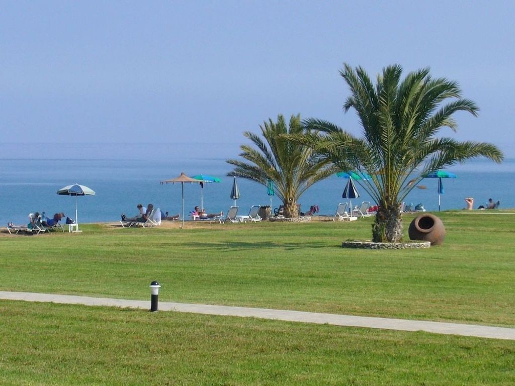 Natura Beach Hotel and Villas