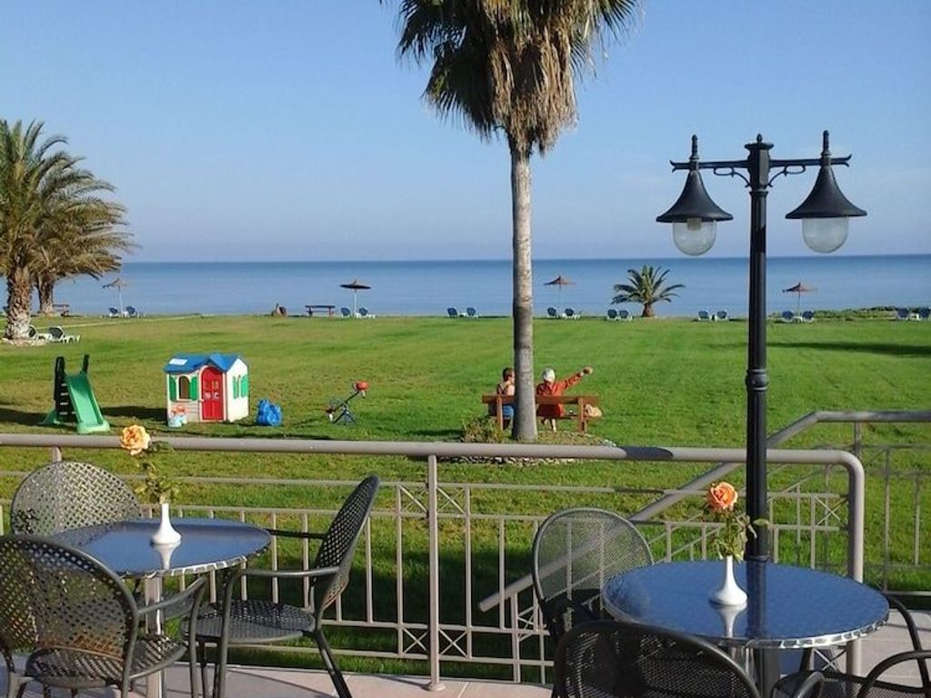 Natura Beach Hotel and Villas