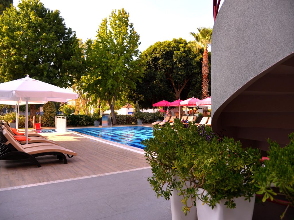 MENDOS HOTEL