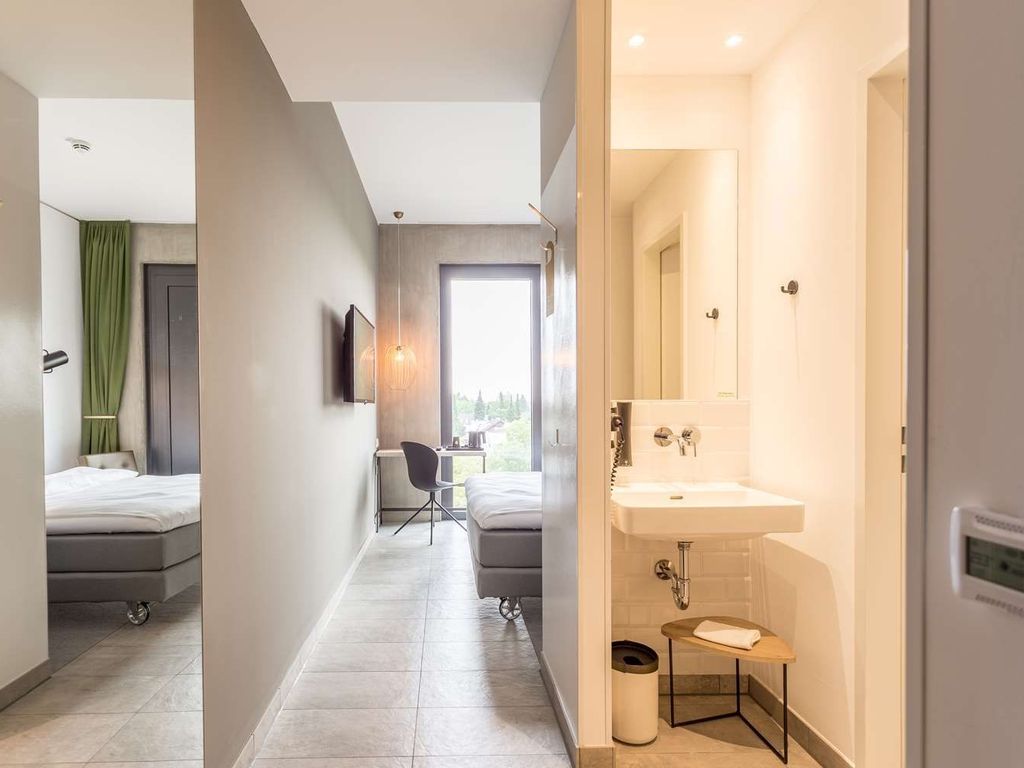 gambino hotel CINCINNATI