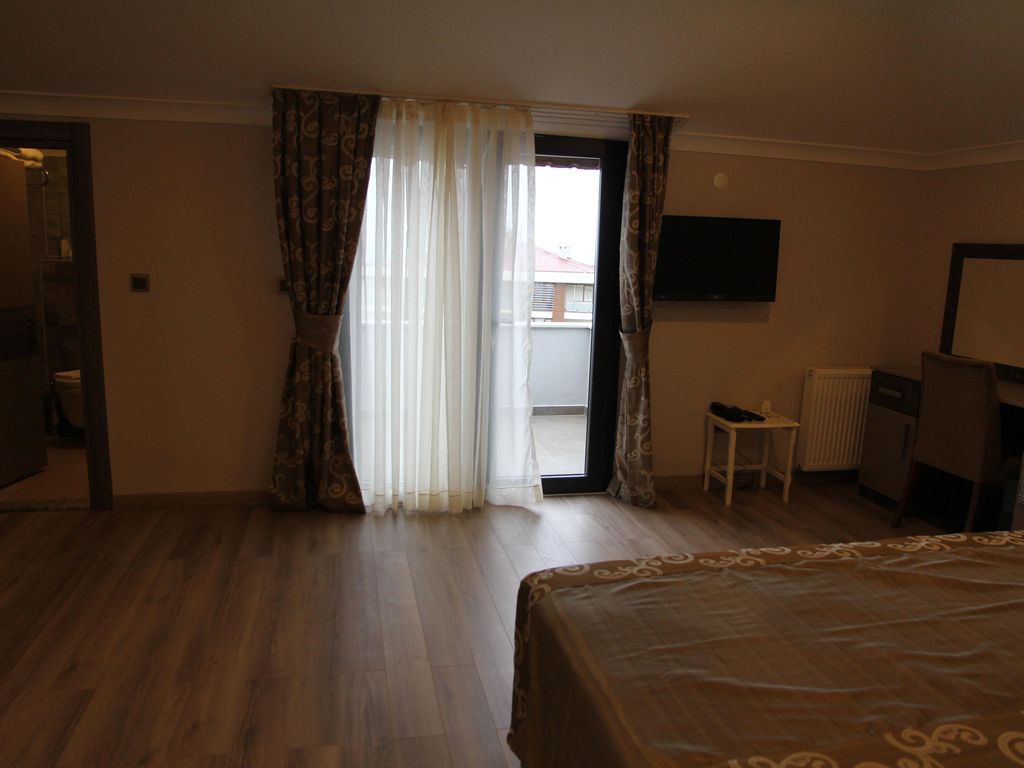 Caykent Suites Deluxe Hotel