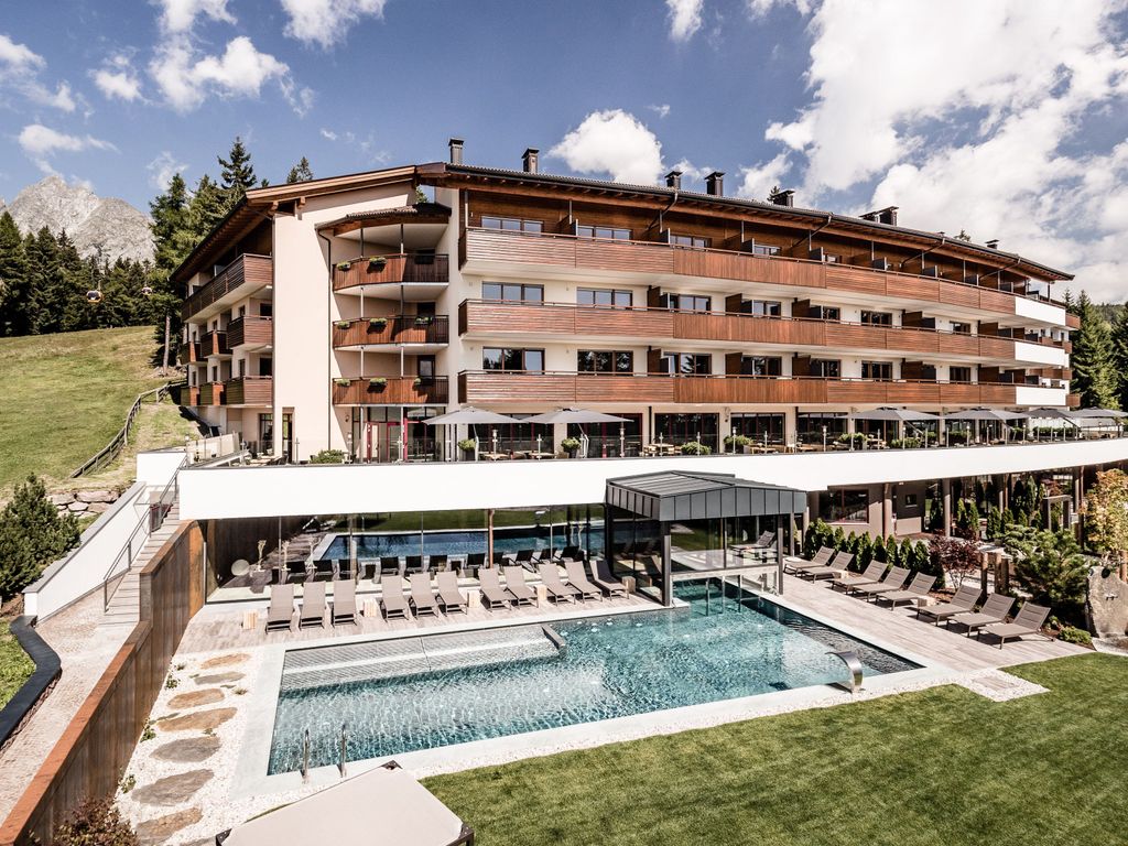 Josef Mountain Resort