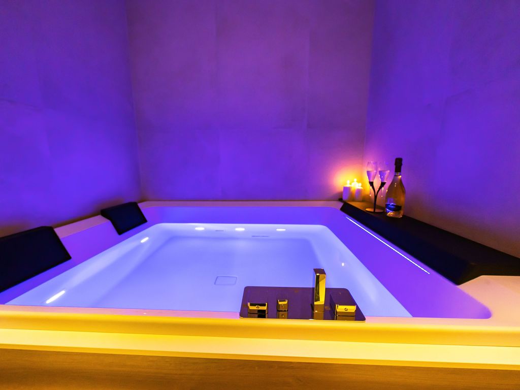 Elite Accommodation & Hydromassage Pool