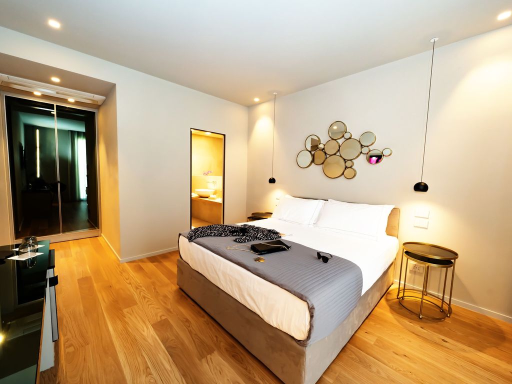 Elite Accommodation & Hydromassage Pool