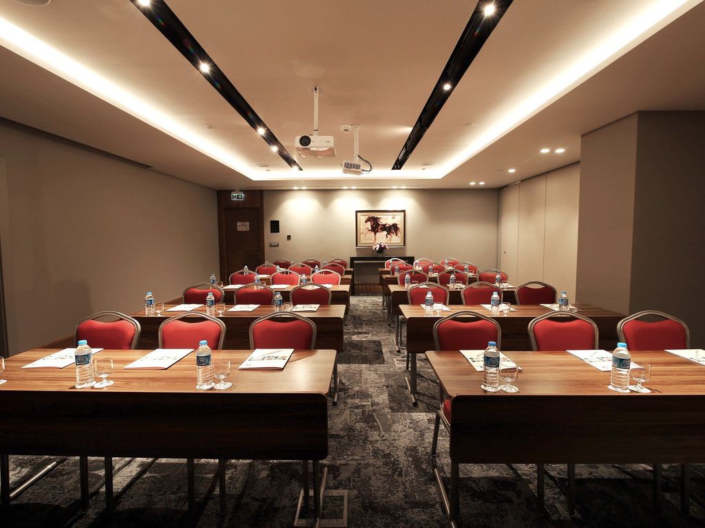 Holiday Inn BURSA - CITY CENTRE by IHG