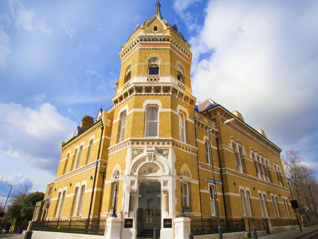 The Lansbury Heritage Hotel