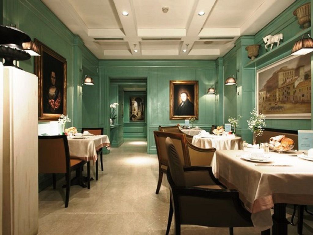 Stendhal Luxury Suites