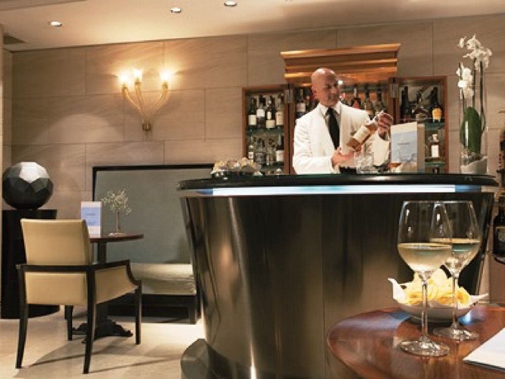 Stendhal Luxury Suites