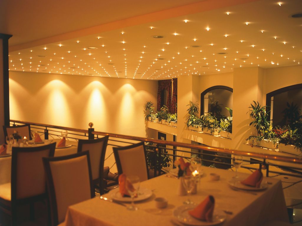 Central Hotel