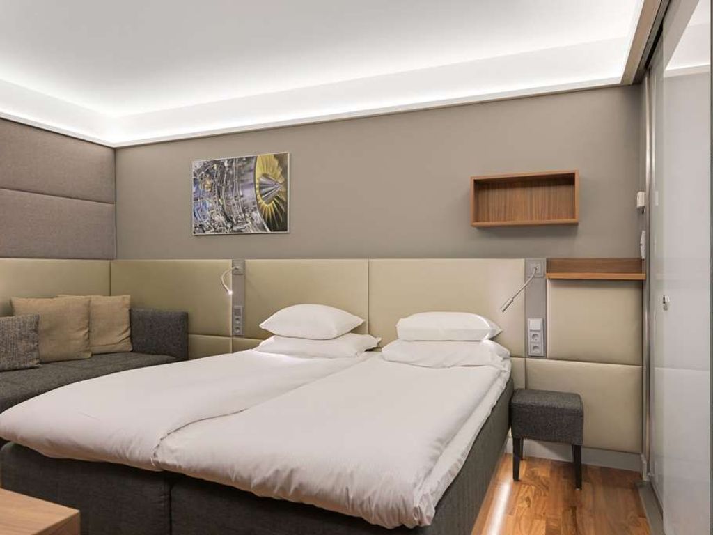 Comfort Hotel Xpress Helsinki Airport Terminal