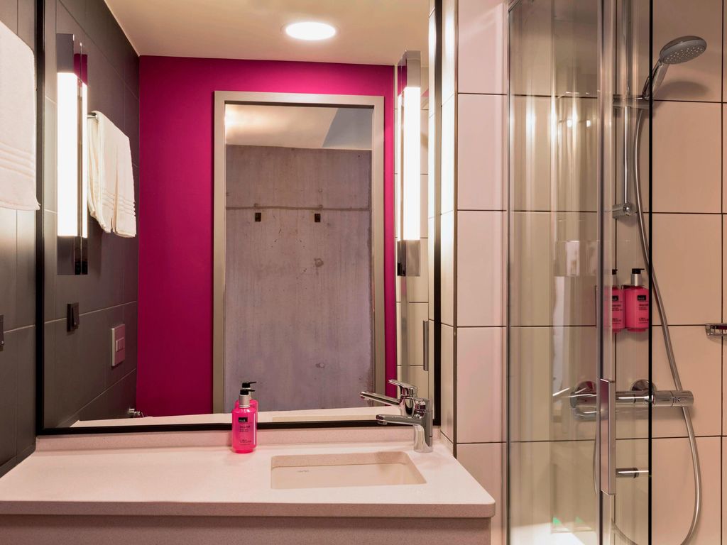 Moxy Stuttgart Airport Messe
