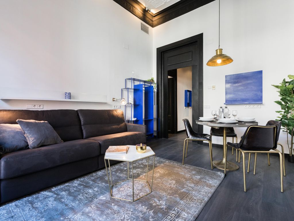 Nº 322 - The Streets Apartments